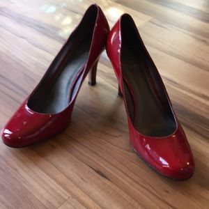 Joan & David red patent leather pumps- EUC